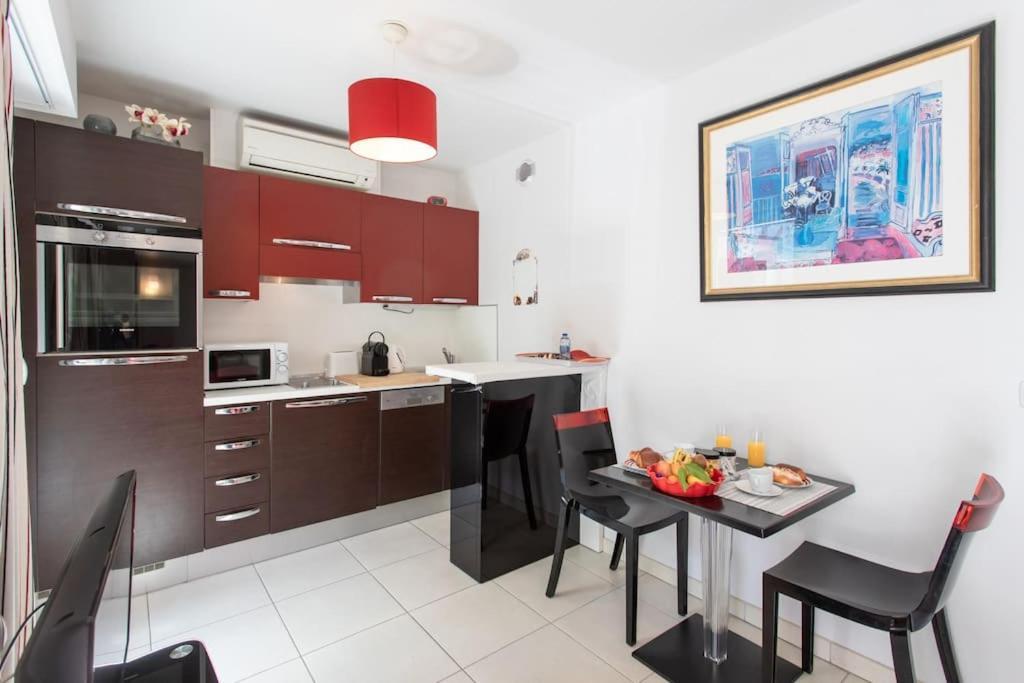 L18 Central Parking Terrace Ac 10Mins Walk To Beaches نيس المظهر الخارجي الصورة