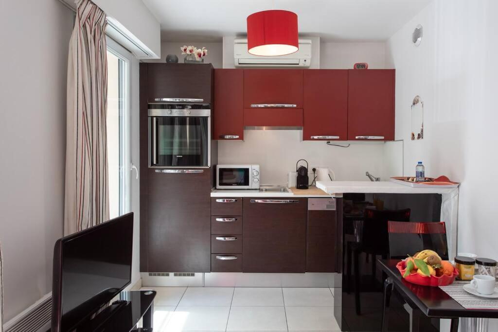L18 Central Parking Terrace Ac 10Mins Walk To Beaches نيس المظهر الخارجي الصورة